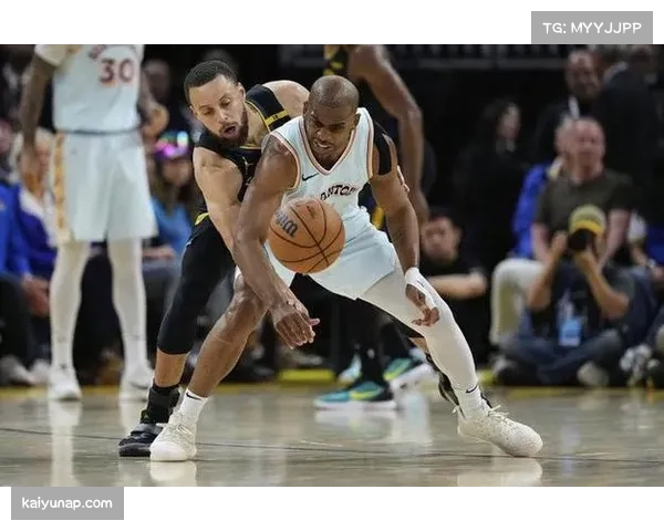 马刺主场遭勇士16分逆转 卡斯尔坦言防守库里考验心态