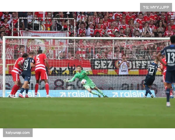 阿森纳防守端整体表现稳定 但定位球防守存在隐患 阿森纳防守端整体表现稳定 但定位球防守存在隐患