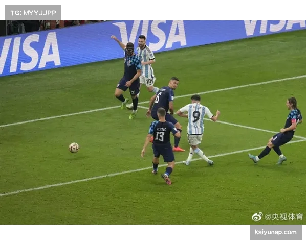 库普梅纳斯22场0球0助攻 尤文4610万镑引援沦为笑柄